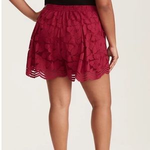 Torrid rose flown shorts
